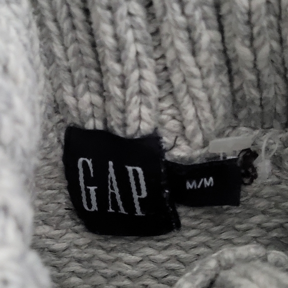 Girls Gap medium knit sweater in colorblock - Picture 2 of 5